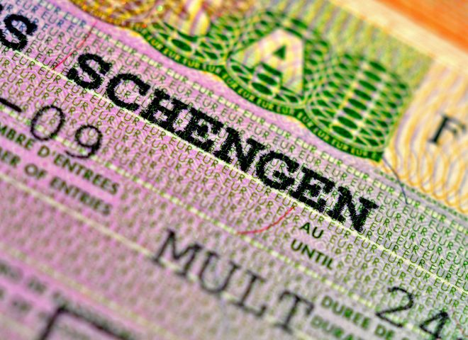 Получение биометрической шенгенской визы стало проще
