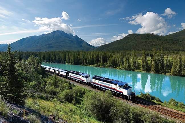 25 сказочно красивых железных дорог, по которым ходят лучшие поезда мира