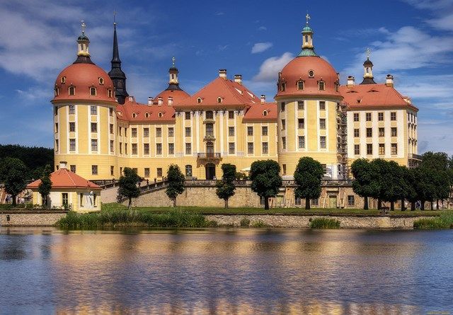 Пятерка самых известных замков Европы