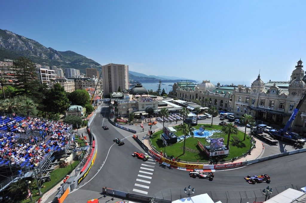 Зрелищные гонки Formula 1 и отдых в Монако