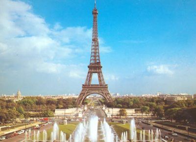 Знакомство с Францией у многих туристов начинается с Парижа
