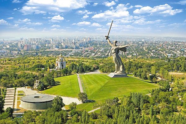 Волгоград – эпический памятник героизма